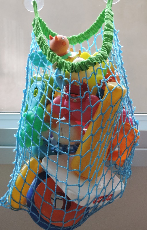 como limpar brinquedos de banho