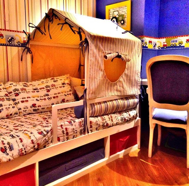 Quarto atual, tema transportes. Não é demais???