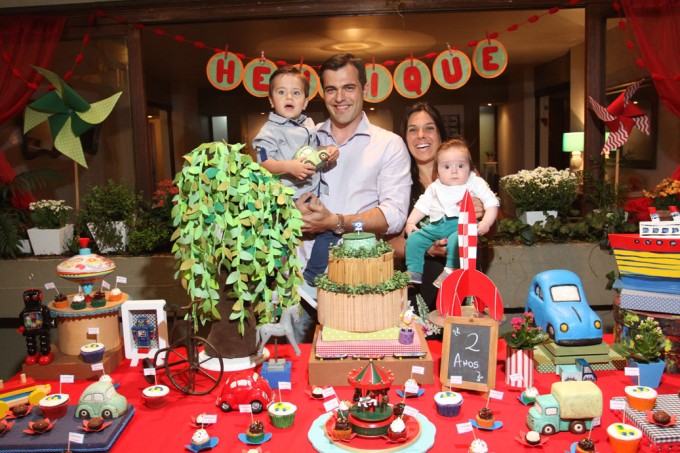 Henrique 2 Anos - Tema Brinquedos de Meninos